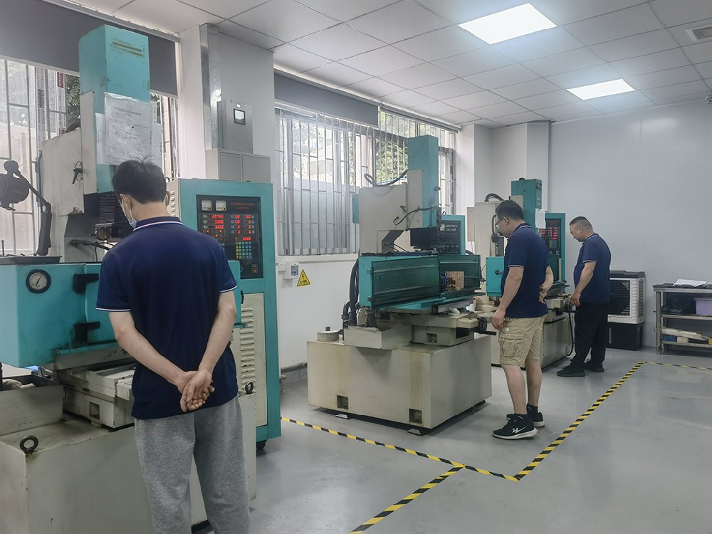 火(huo)蘤機(ji)-01